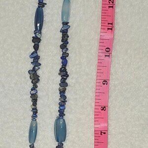 Lapis Lazuli - Style Chip Bead Necklace with oval Accent Beads